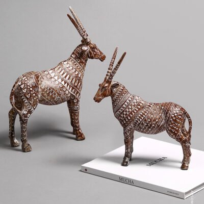 Modern Concise Style African Savannah Antelope Statue