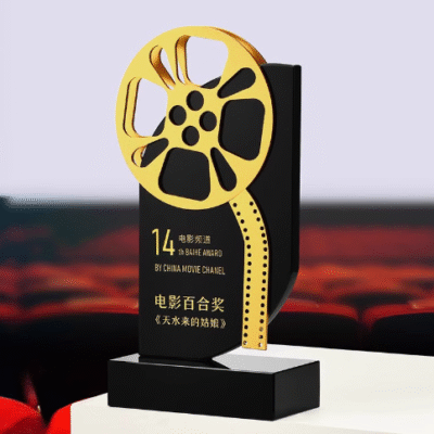 Celebrate Excellence With Our Custom-Made Award Designs And Personalized Trophies