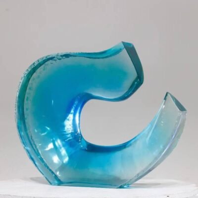 Minimalist Transparent Home Office Decoration Elegant Blue Resin Desk Decor