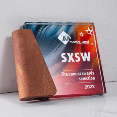 Personalized Crystal & Wood Design Trophies for Annual Awards Commemoration